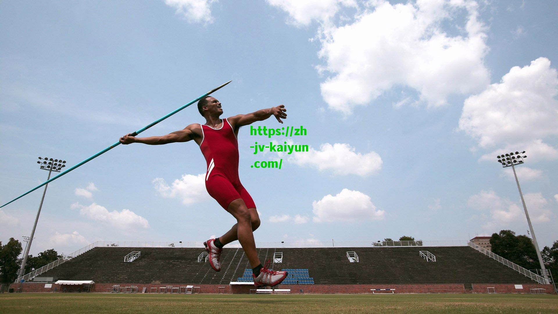 亚洲杯记忆重现，拜合拉木、张玉宁联袂建功，国足客场力克印尼夺首回合胜利