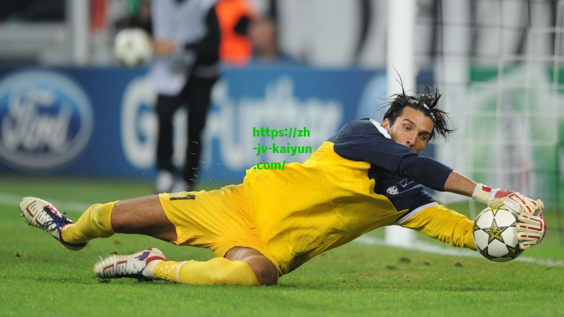 切尔西再遭多特拒绝！5000万欧报价吉滕斯被拒，德甲劲旅坚持6500万欧要价