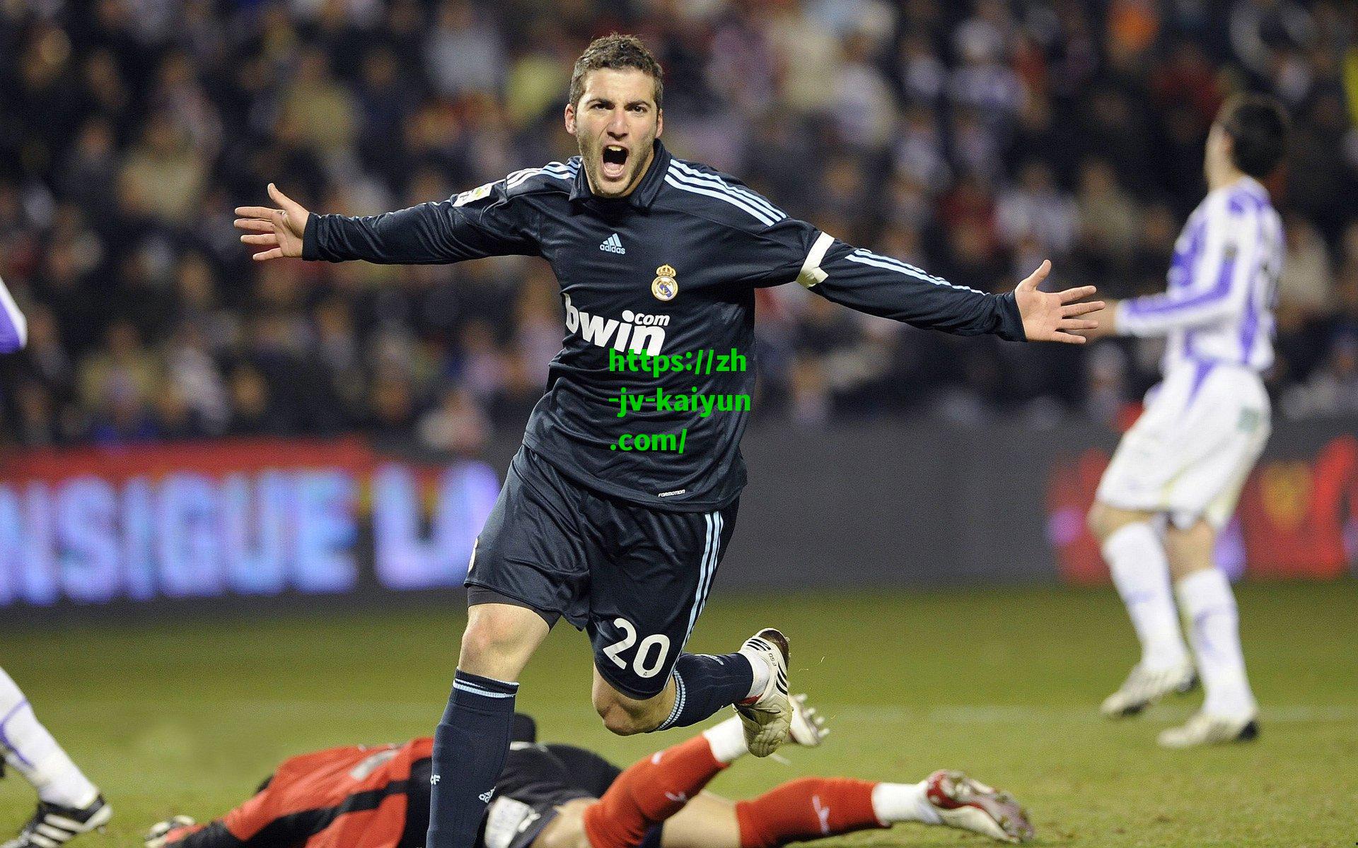 亚洲篮球格局生变？日本队战术执行力惊人，联防破解与手感火热成制胜关键